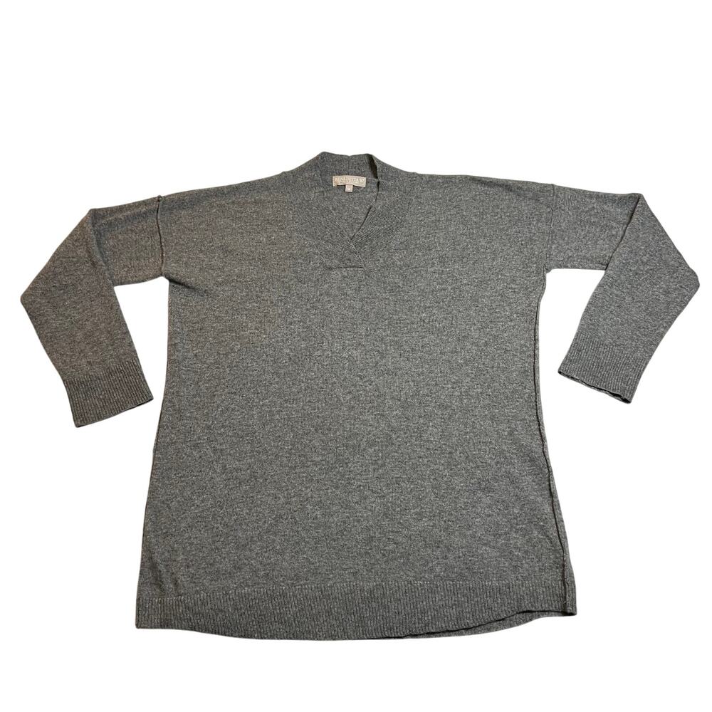 Benedetta B. V-Neck Pullover Sweater Size M Lightweight Classic Wool Blend